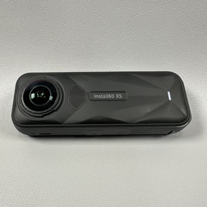 INSTA360 X5: Spraakbesturing in- of uitschakelen